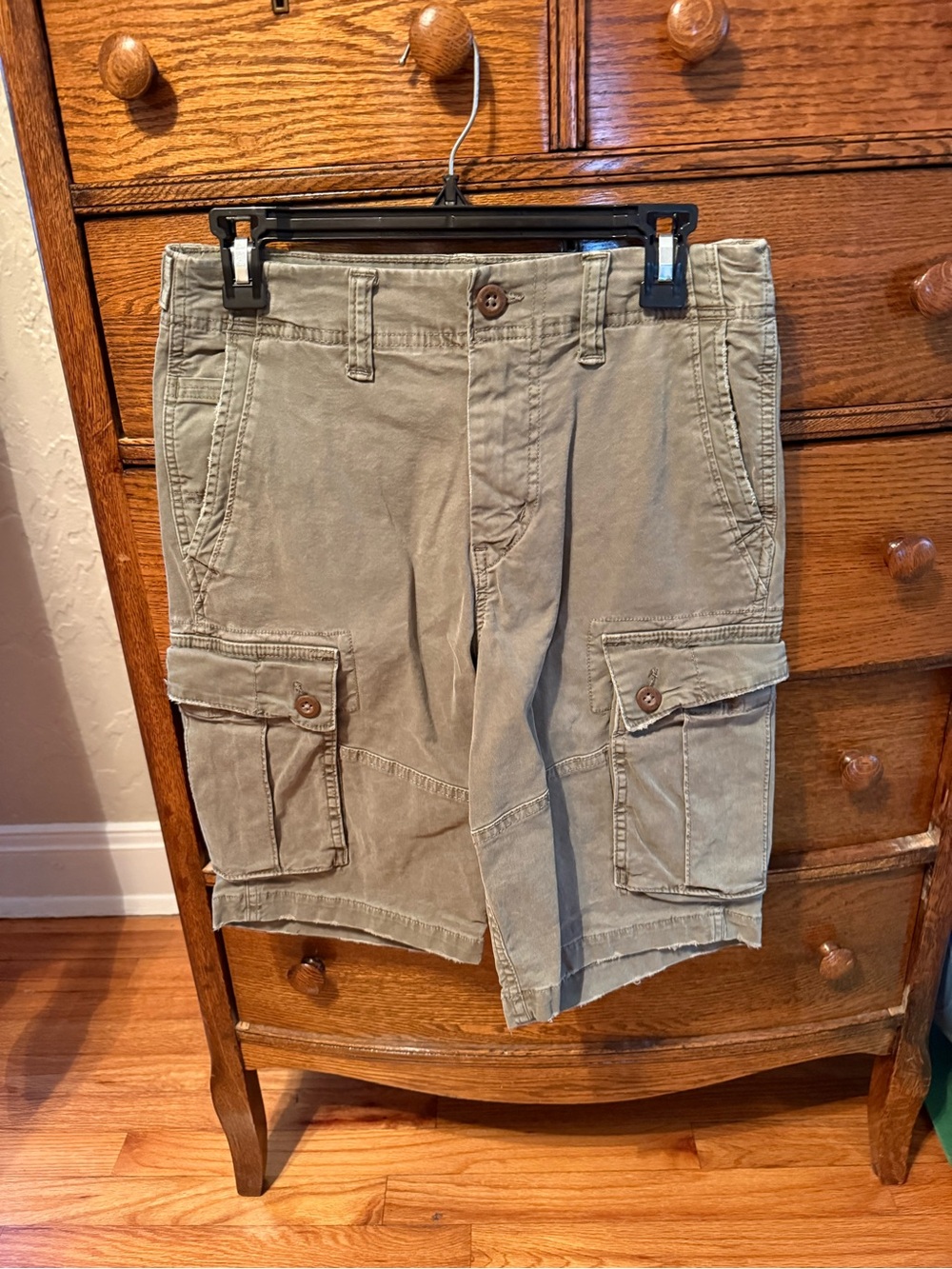 Men’s American Eagle Cargo Shorts, Ne(x)t Level Flex, Size 28, Never Worn